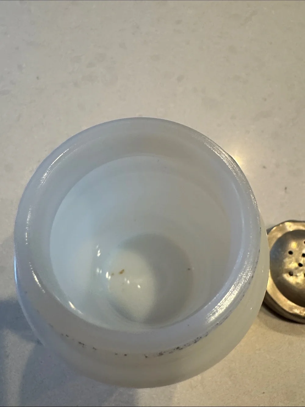 Pepper shaker beehive 1930-1940 White Glass Pepper Shaker with Silver Lid
